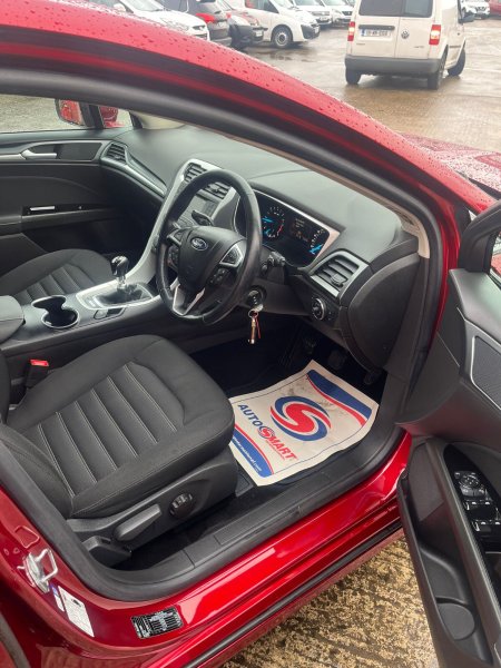 2019 Ford Mondeo - photo 10