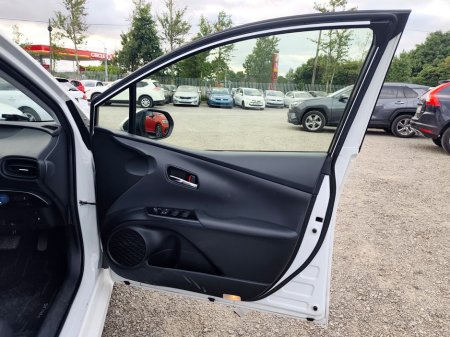 2022 Toyota Prius - photo 12