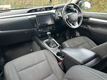 2022 Toyota Hilux - photo 16