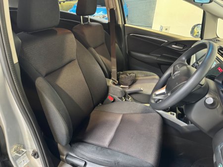 2015 Honda Fit - photo 16