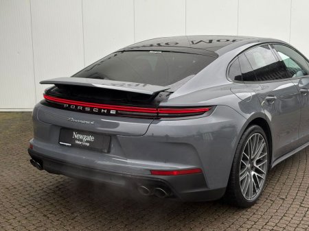 2025 Porsche Panamera - photo 6