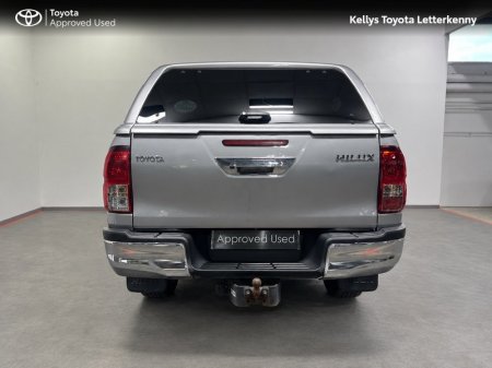 2023 Toyota Hilux - photo 4