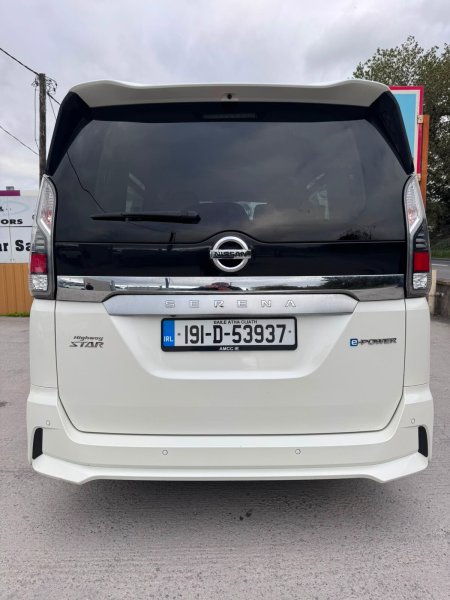 2019 Nissan Serena - photo 8