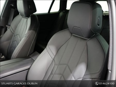 2025 BMW 5-Series - photo 17
