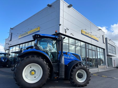 0 New Holland T7.270 - photo 3