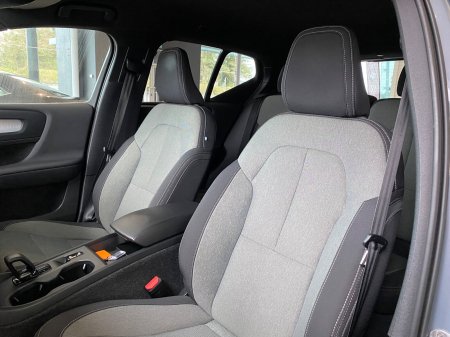 2022 Volvo XC40 - photo 10