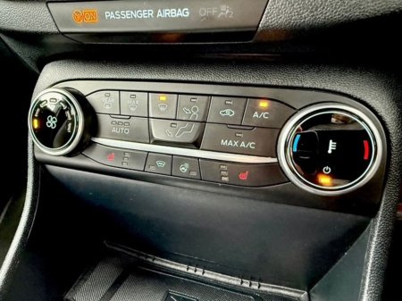 2021 Ford Fiesta - photo 11
