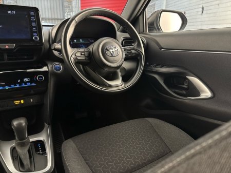 2023 Toyota Yaris Cross - photo 9