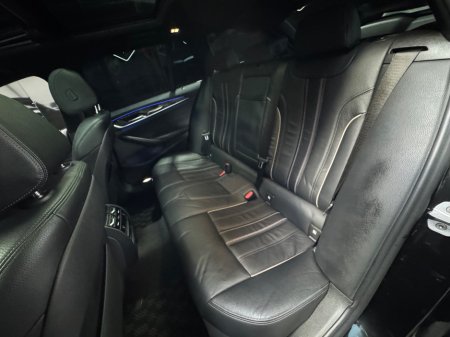 2017 BMW 5-Series - photo 22
