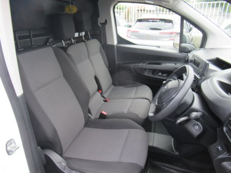 2022 Peugeot Partner - photo 16