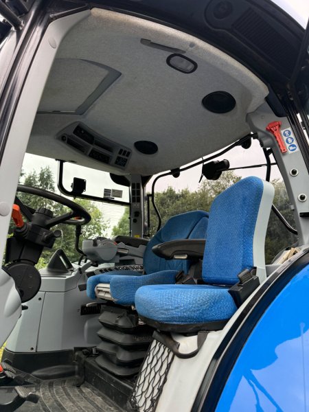 2015 New Holland T7.185 - photo 14