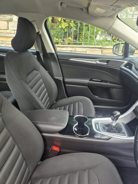 2015 Ford Mondeo - photo 12