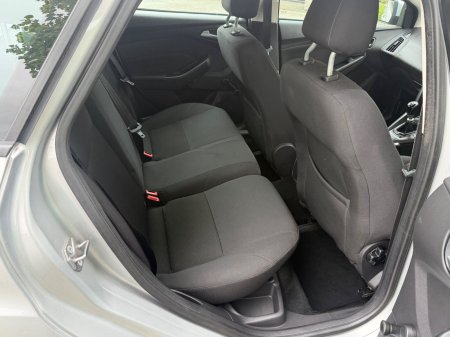 2017 Ford Focus - photo 11