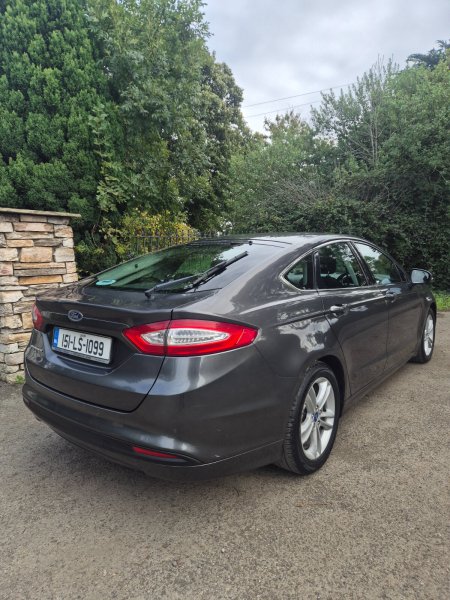 2015 Ford Mondeo - photo 2