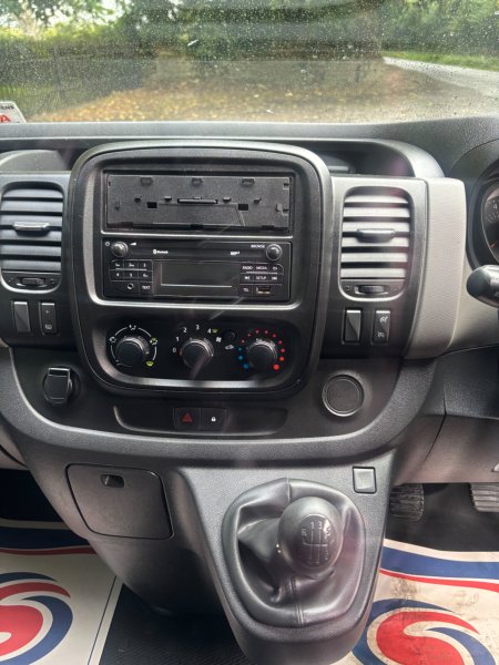 2018 Nissan NV300 - photo 11
