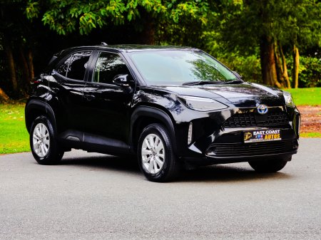 2021 Toyota Yaris Cross - photo 2
