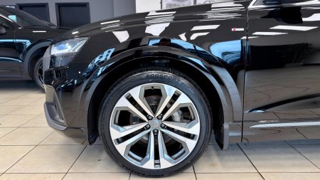 2020 Audi Q8 - photo 16