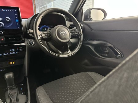 2026 Toyota Yaris Cross - photo 9