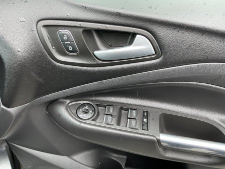 2018 Ford Kuga - photo 17