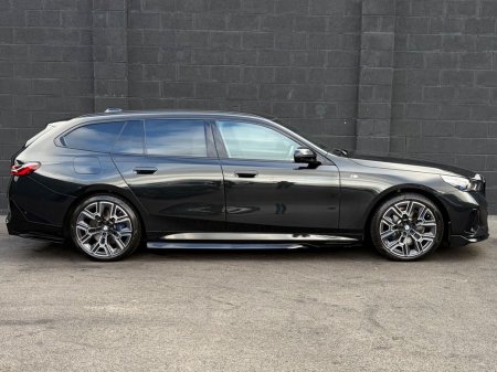 2026 BMW 5-Series - photo 2