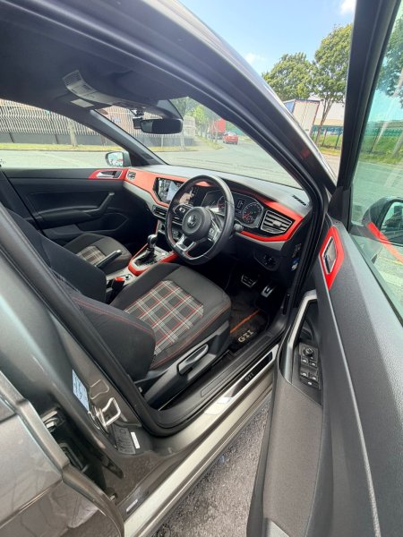 2020 Volkswagen Polo - photo 8