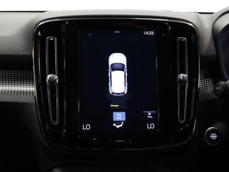 2020 Volvo XC40 - photo 20
