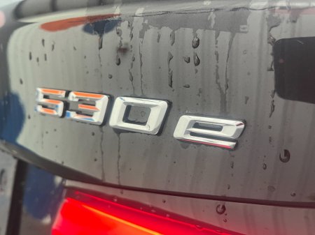 2021 BMW 5-Series - photo 9