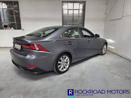 2015 Lexus IS - photo 4