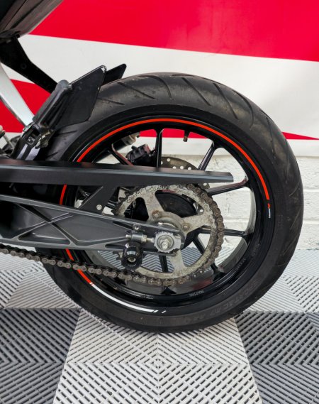 2012 KTM Duke - photo 32