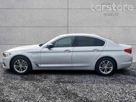 2020 BMW 5-Series - photo 6