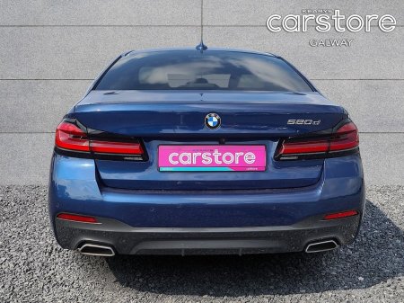 2022 BMW 5-Series - photo 4