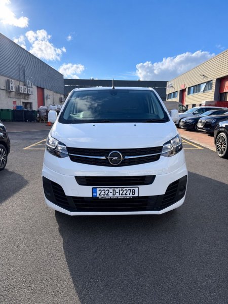 2023 Opel Vivaro - photo 2
