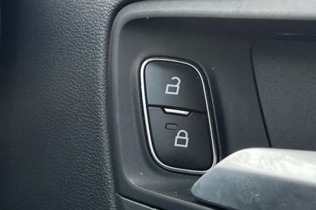 2018 Ford Focus - photo 23