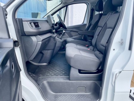 2024 Renault Trafic - photo 23