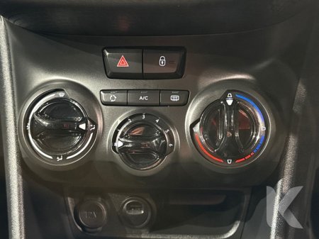 2017 Peugeot 208 - photo 19
