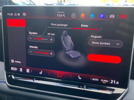 2025 Volkswagen Tiguan - photo 18