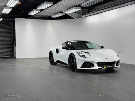 2025 Lotus Emira - photo 17