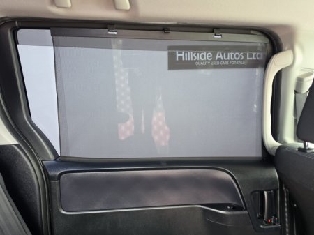 2016 Toyota Voxy - photo 50