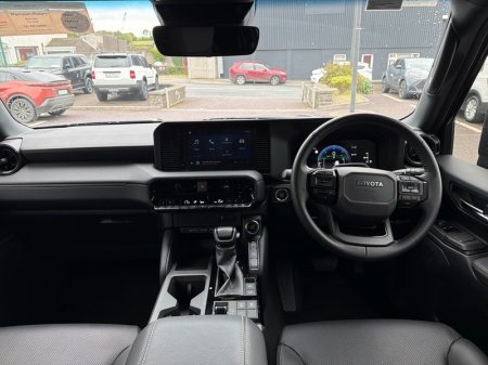 2025 Toyota Land Cruiser - photo 8