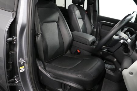 2022 Land Rover Defender - photo 15