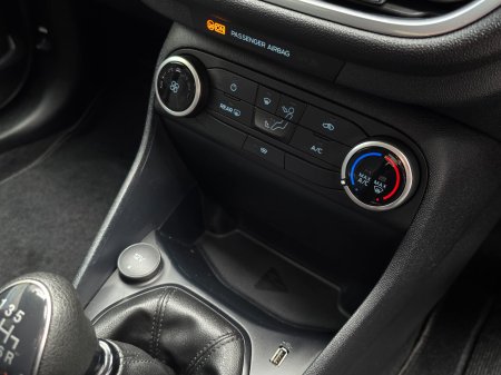 2020 Ford Fiesta - photo 15