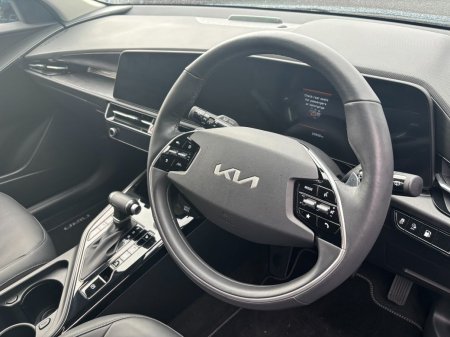 2023 Kia Niro - photo 2