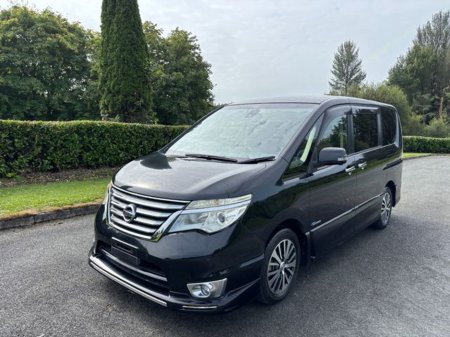 2015 Nissan Serena - photo 3
