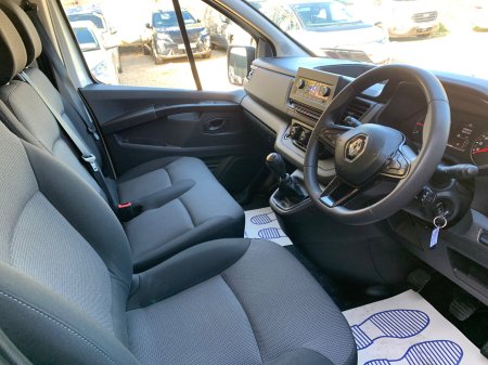 2023 Renault Trafic - photo 15