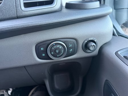 2022 Ford Transit - photo 27