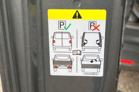 2025 Ford Transit Connect - photo 22