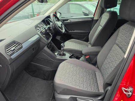 2022 Volkswagen Tiguan - photo 19