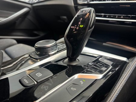2018 BMW 5-Series - photo 11