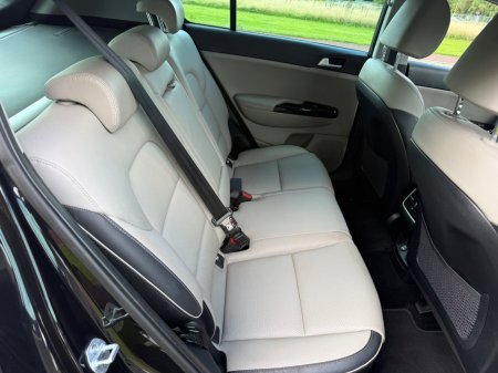 2020 Kia Sportage - photo 14