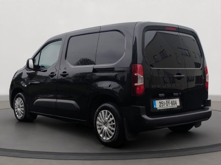 2025 Peugeot Partner - photo 2